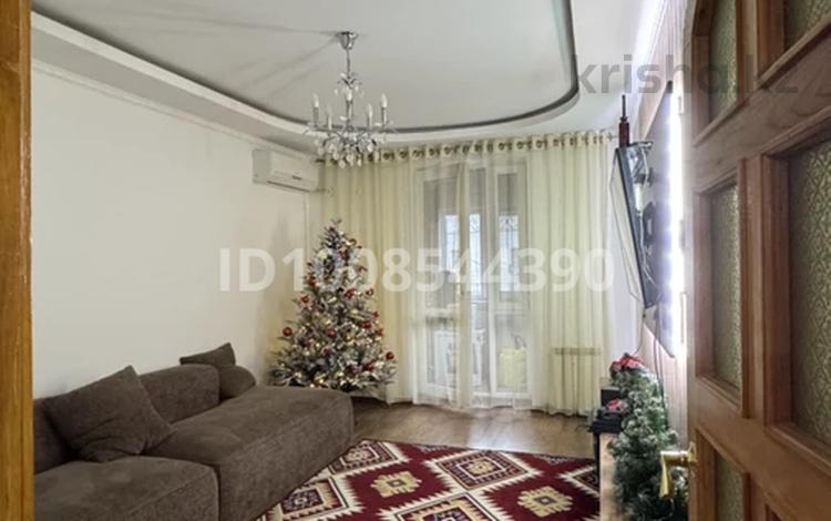 4-комнатная квартира · 91.8 м² · 1/1 этаж, Ауэзова 6 за 28 млн 〒 в Атырау, мкр Жилгородок — фото 2