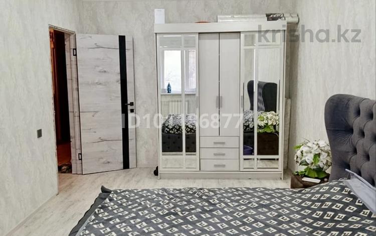 3-комнатная квартира · 64 м² · 2/5 этаж, ул. Айманова 7 за 21 млн ₸ в Павлодаре — фото 2
