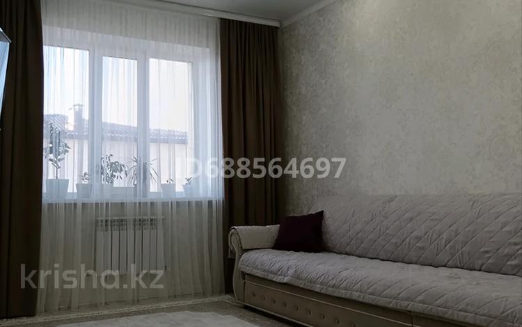 3-бөлмелі пәтер, 85.4 м², 5/5 қабат, мкр Юго-Восток, Муканова 51/8 — Остановка Айза, бағасы: 38.5 млн 〒 в Караганде, Казыбек би р-н — фото 2