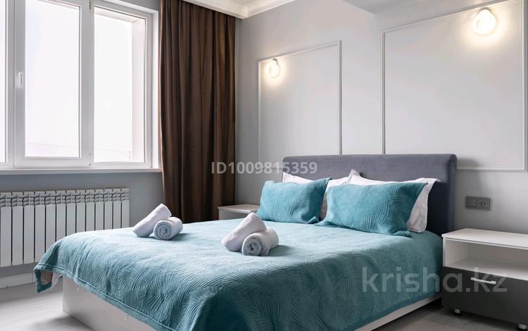 1-комнатная квартира · 50 м² · 10/12 этаж, Тулебаева 49/1 за 25 000 ₸ в Алматы, Медеуский р-н — фото 2