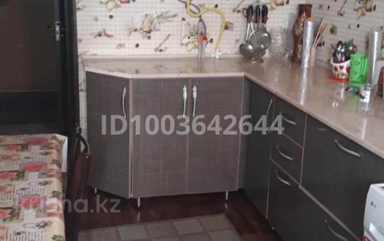 3-комнатная квартира · 70 м² · 2/5 этаж, 18-й микрорайон 7 за 26.5 млн ₸ в Шымкенте, Аль-Фарабийский р-н — фото 2