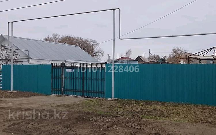 Отдельный дом · 3 комнаты · 60 м² · 10 сот., Кирова 28 — Мкр Нурай за 18.5 млн 〒 в  — фото 2