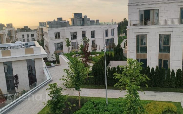 3-комнатная квартира · 130 м² · 3/3 этаж, Достык 300 за 390 млн ₸ в Алматы, Медеуский р-н — фото 15