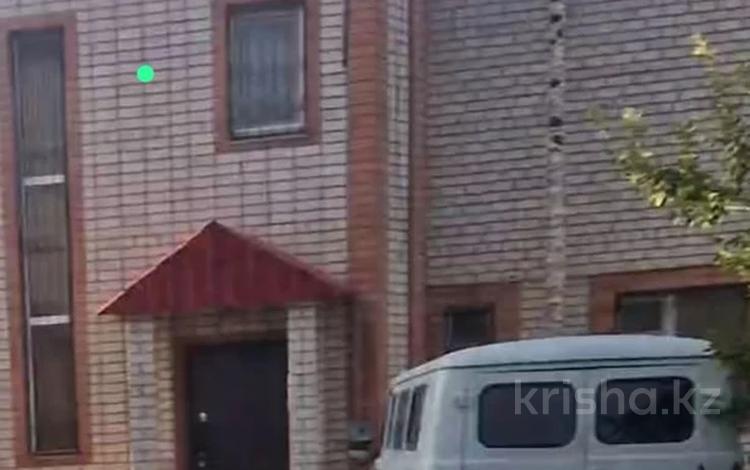 Отдельный дом · 5 комнат · 100 м² · 10 сот., Кудабаев 35/1 — Насиков көшесі за 32 млн 〒 в Доссор — фото 2
