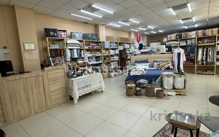 Магазины и бутики · 60 м² за 600 000 ₸ в Астане, Есильский р-н — фото 2