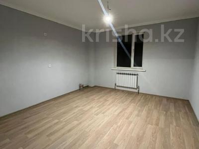 1-комнатная квартира, 40 м², 2/4 этаж, мкр Кокжиек за 18 млн 〒 в Алматы, Жетысуский р-н