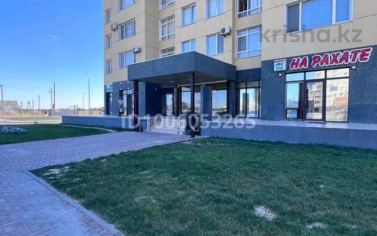 Офисы, магазины и бутики, склады, салоны красоты, медцентры и аптеки, образование, конференц-залы, кабинеты и рабочие места, студии · 82 м² за 200 000 〒 в Туркестане — фото 2