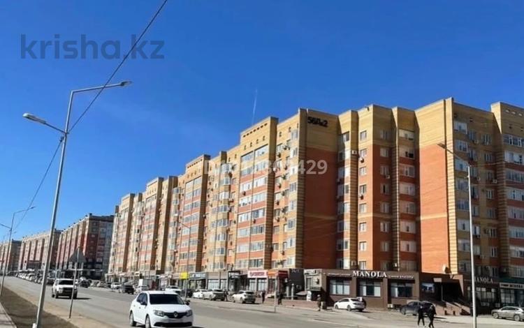 2-бөлмелі пәтер · 61 м² · 3/9 қабат, мкр. Алтын орда, А. Молдагулова 56д/2 — теннисный корд, бағасы: 25 млн ₸ в Актобе — фото 2