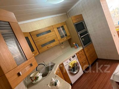 4-бөлмелі пәтер · 90 м² · 2/5 қабат, 14-й мкр 39, бағасы: 180 000 ₸ в Актау