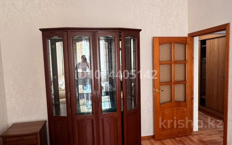 3-комнатная квартира · 80 м² · 3/9 этаж, мкр Жетысу-2 17 — Угол Улугбека за 320 000 ₸ в Алматы, Ауэзовский р-н — фото 2