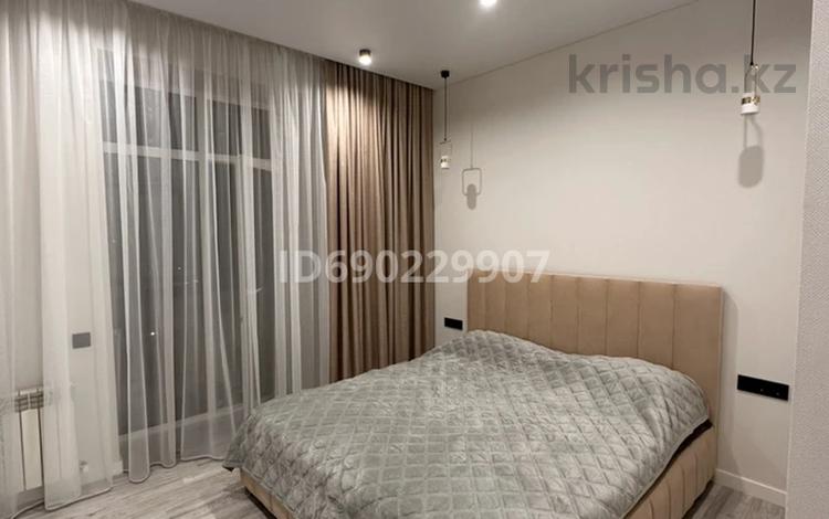 2-комнатная квартира · 58 м² · 10/10 этаж, мкр Юго-Восток, Строителей 33/4 за 350 000 ₸ в Караганде, Казыбек би р-н — фото 2