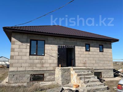 Жеке үй · 4 бөлме · 240 м² · 10 жүзд., Ул.участок 174/1 Беккул баба 174/1, бағасы: 13 млн ₸ в Актобе