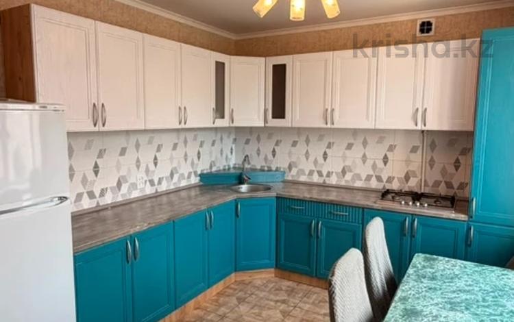 3-бөлмелі пәтер · 72 м², 12 ш/а., бағасы: 23 млн ₸ в Актобе, мкр 12 — фото 4