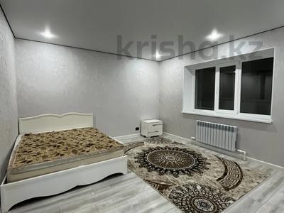 2-комнатная квартира · 87.4 м² · 3/5 этаж, мкр. Алтын орда — Рядом броско фитнес и Joo school за 180 000 ₸ в Актобе
