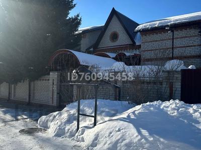 Отдельный дом · 7 комнат · 430 м² · 11 сот., Рябиновая — П. Радужный за 80 млн 〒 в Усть-Каменогорске, Ульбинский