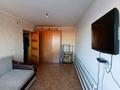 1-комнатная квартира · 35.7 м² · 4/5 этаж, мкр 11, Переулок Дальний за 96 000 ₸ в Актобе — фото 2