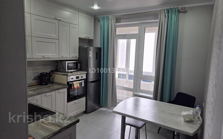 1-комнатная квартира · 37.4 м² · 8/9 этаж, Орынбор 12 за 250 000 ₸ в Астане, Есильский р-н — фото 9