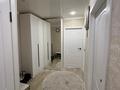 3-комнатная квартира · 60 м² · 3/5 этаж, Майкудук, Мкр Восток-2 9 — Бытовую технику и мебель оставим,солнечная сторона,зимой квартире тепло.Рядом школа,детские сады,супермаркеты и минимаркеты.Подходит под ипотеку(1982г).Звонить по телефону:87011913708 за 23.5 млн ₸ в Караганде, Алихана Бокейханова р-н — фото 10