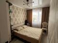 3-комнатная квартира · 60 м² · 3/5 этаж, Майкудук, Мкр Восток-2 9 — Бытовую технику и мебель оставим,солнечная сторона,зимой квартире тепло.Рядом школа,детские сады,супермаркеты и минимаркеты.Подходит под ипотеку(1982г).Звонить по телефону:87011913708 за 23.5 млн ₸ в Караганде, Алихана Бокейханова р-н — фото 5