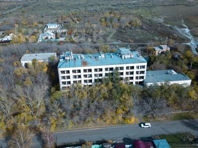 Свободное назначение, бани, гостиницы и зоны отдыха, медцентры и аптеки, образование, развлечения · 5105 м² за 500 млн 〒 в Караганде, Алихана Бокейханова р-н