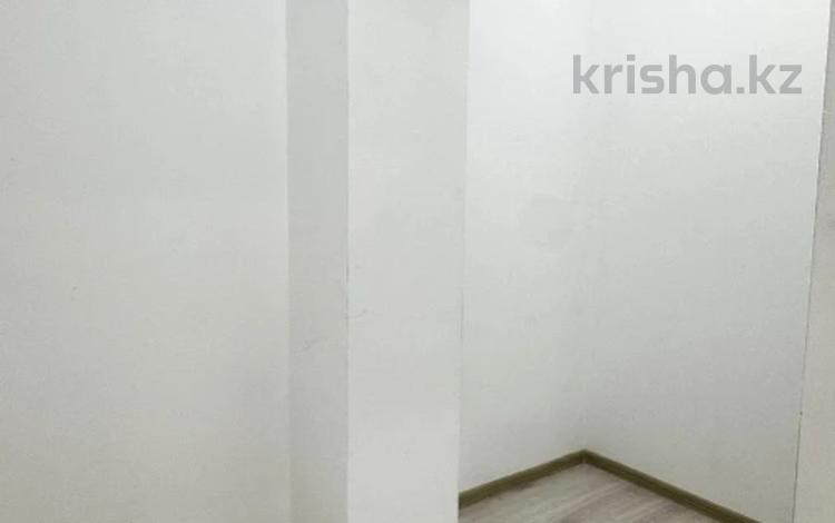 1-бөлмелі пәтер · 50 м² · 2/5 қабат, Алтын орда ш/а., бағасы: 16.8 млн ₸ в Актобе, мкр. Алтын орда — фото 2