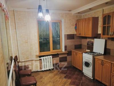 3-комнатная квартира, 70 м², 1/5 этаж, мкр Аксай-4 за 36.5 млн 〒 в Алматы, Ауэзовский р-н