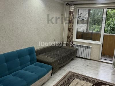 1-комнатная квартира, 33 м², 3/4 этаж помесячно, мкр Аксай-2А 2 за 170 000 〒 в Алматы, Ауэзовский р-н