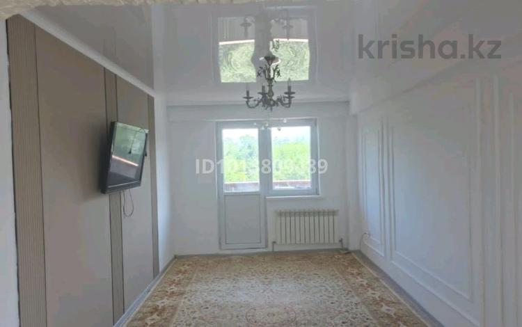 2-комнатная квартира · 60 м² · 5/5 этаж, мкр Альмерек, Толстого 13 2 — Алматы1 за 39 млн ₸ в Турксибский р-н — фото 2