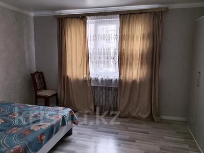 2-комнатная квартира · 50 м² · 5/10 этаж, мкр Аксай-5 — Момышұлы Жұбанов за 18 000 ₸ в Алматы, Ауэзовский р-н