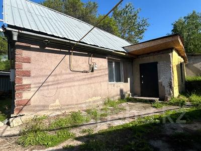 Отдельный дом · 3 комнаты · 55 м² · 2.5 сот., Истомина 86 за 36 млн ₸ в Алматы, Медеуский р-н