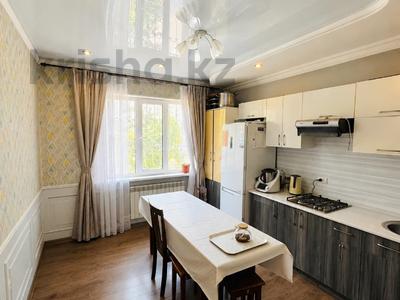 3-комнатная квартира · 90 м² · 1/9 этаж, мкр Акбулак — Рыскулова Момышулы за 51 млн ₸ в Алматы, Алатауский р-н