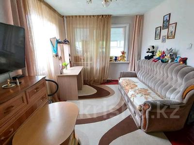 1-комнатная квартира, 33 м², 3/5 этаж, Жамбыла за 11 млн 〒 в Петропавловске