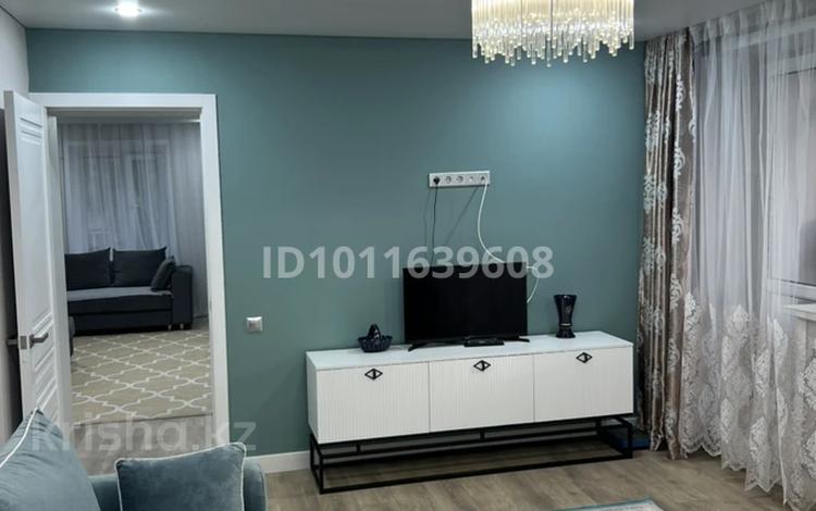 4-бөлмелі пәтер · 100 м² · 3/9 қабат, Жаңа қала ш/а., Абдирова 25, бағасы: 61 млн ₸ в Караганде, Казыбек би р-н — фото 20