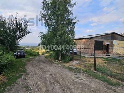 Дача · 3 комнаты · 80 м² · 13 сот., мкр Каменское плато, Алмалыкская 33 — С/т Айнабулак за 52 млн 〒 в Алматы, Медеуский р-н