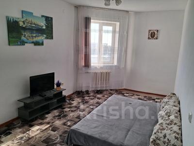 2-комнатная квартира · 56 м² · 3/5 этаж, Привокзальный 3а 14 блок В за 10 000 ₸ в Атырау, мкр Привокзальный-3А