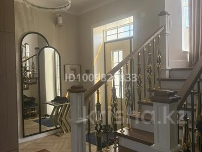 Часть дома · 6 комнат · 250 м² · 4 сот., Дуйсен баянова 196 — Тайота центр за 90 млн 〒 в Таразе