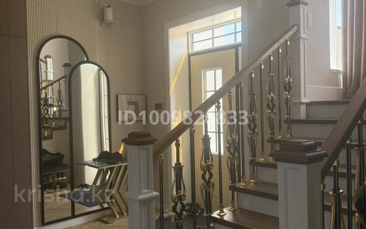 Часть дома · 6 комнат · 250 м² · 4 сот., Дуйсен баянова 196 — Тайота центр за 90 млн 〒 в Таразе — фото 2