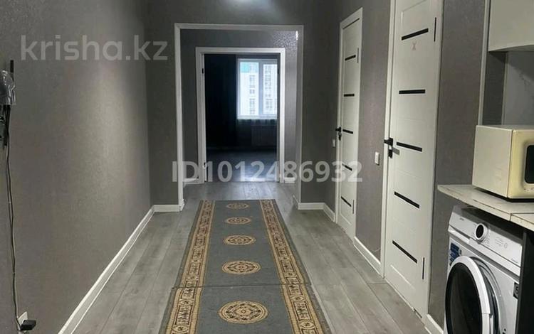 3-комнатная квартира · 76 м² · 7/8 этаж, Байтурсынова 49 — Новый вокзал за 300 000 ₸ в Астане, Алматы р-н — фото 2