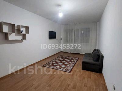 1-комнатная квартира, 45 м², 8/9 этаж помесячно, мкр Жас Канат 1/17 за 150 000 〒 в Алматы, Турксибский р-н