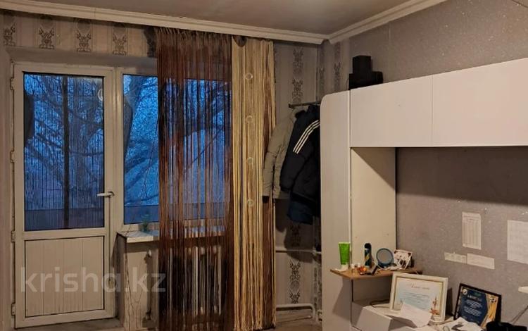 2-бөлмелі пәтер · 40 м² · 4/4 қабат, Аюченко 10, бағасы: 14 млн ₸ в Семее — фото 11