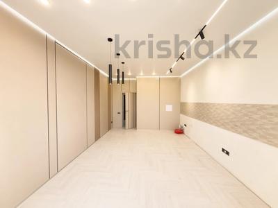 2-комнатная квартира · 100 м² · 6/7 этаж, 9-й микрорайон, 9-й микрорайон 25 за 56 млн 〒 в Талдыкоргане