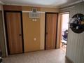 3-комнатная квартира · 58.6 м² · 5/5 этаж, мкр Михайловка , Касыма Аманжолова 43 — магазин школьник за 25 млн ₸ в Караганде, Казыбек би р-н — фото 9