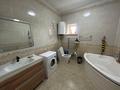 Отдельный дом · 5 комнат · 200 м² · 12 сот., мкр Мунайшы, С.о.строитель 73 за 55 млн ₸ в Атырау — фото 13