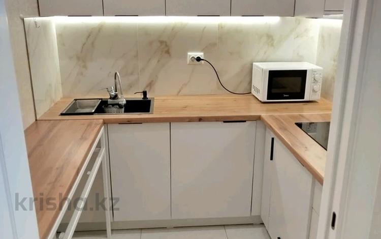 2-комнатная квартира · 55 м² · 8/10 этаж, Розыбакиева за 350 000 ₸ в Алматы, Бостандыкский р-н — фото 2