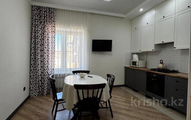 2-комнатная квартира · 67.5 м² · 10/10 этаж, мкр. Алтын орда, Молдагуловой за 28.5 млн ₸ в Актобе — фото 9