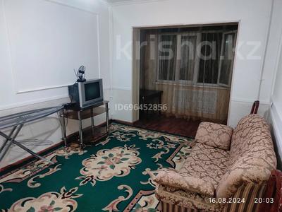 3-бөлмелі пәтер · 70 м² · 4/5 қабат, 8 мкр Алатау 40, бағасы: 130 000 ₸ в Таразе