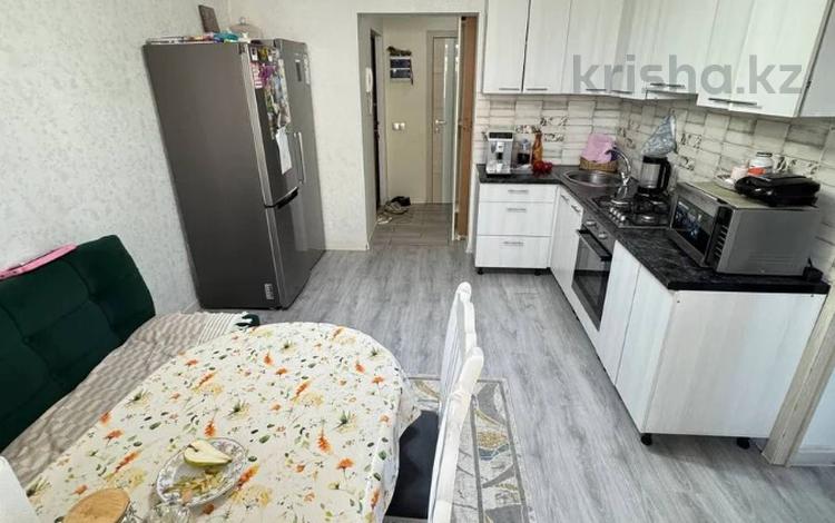 2-бөлмелі пәтер · 42 м² · 9/10 қабат, мкр Аксай, Б. Момышулы, бағасы: 31 млн ₸ в Алматы, Ауэзовский р-н — фото 7