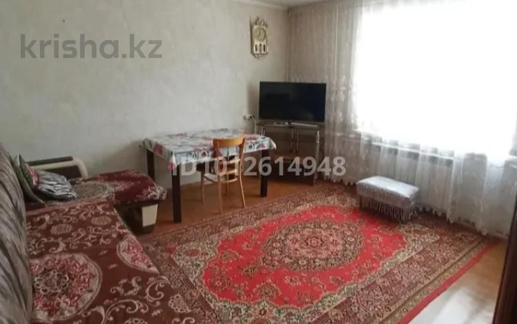 2-бөлмелі пәтер · 54 м² · 8/10 қабат, Иртышская 17Е, бағасы: 25.2 млн ₸ в Семее — фото 2