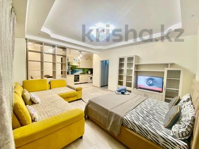1-комнатная квартира · 50 м² · 13/16 этаж, Навои 208/7 — Торайгырова за 15 000 〒 в Алматы, Бостандыкский р-н