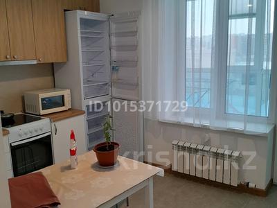 1-комнатная квартира · 40 м² · 5/8 этаж, Букар жырау 36б за 240 000 ₸ в Астане